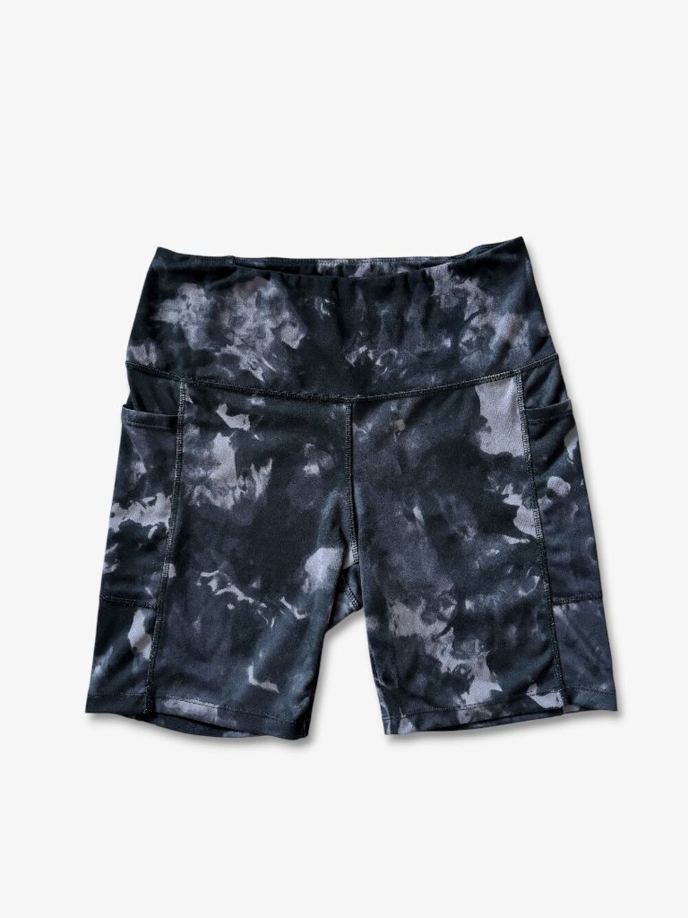 Danskin High Rise Bike Shorts Black Gray Marble Tie Dye Womens Medium Athleisure